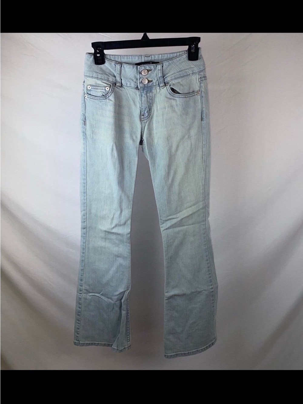 Jeans - Picture 9 of 12